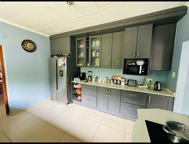3 BEDROOM HOUSE FOR SALE IN FILLAN PARK